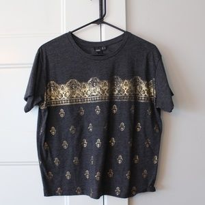 Gray Graphic T with Gold Detail